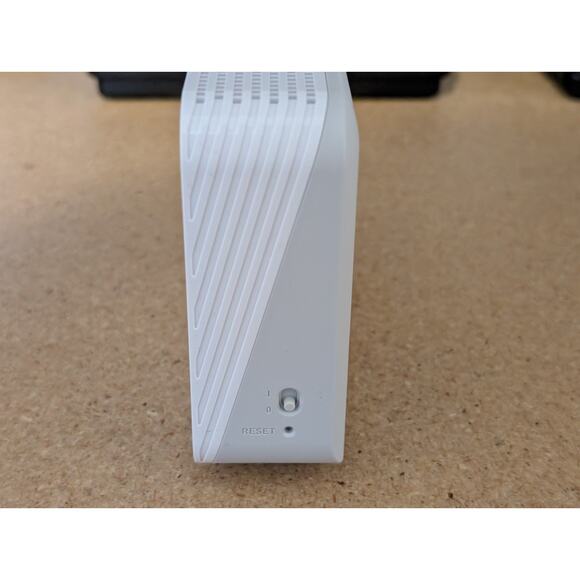 Arris VAP4641 Mesh Point Wireless WiFi to WiFi Extender 2G 5G 802.11ac - Used - Picture 6 of 7
